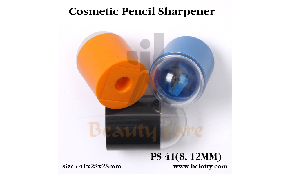 cosmetics product image-S7L3